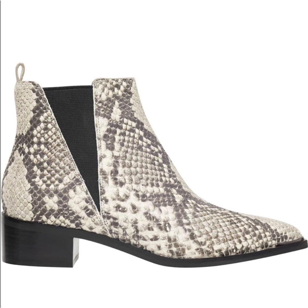Marc Fisher Boots Sz 6